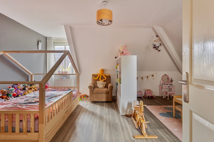 Photo 39 of Ussenstraat 53