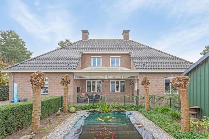 Photo 56 of Ussenstraat 53