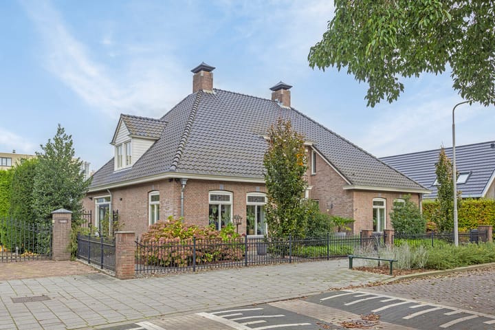 Photo 59 of Ussenstraat 53