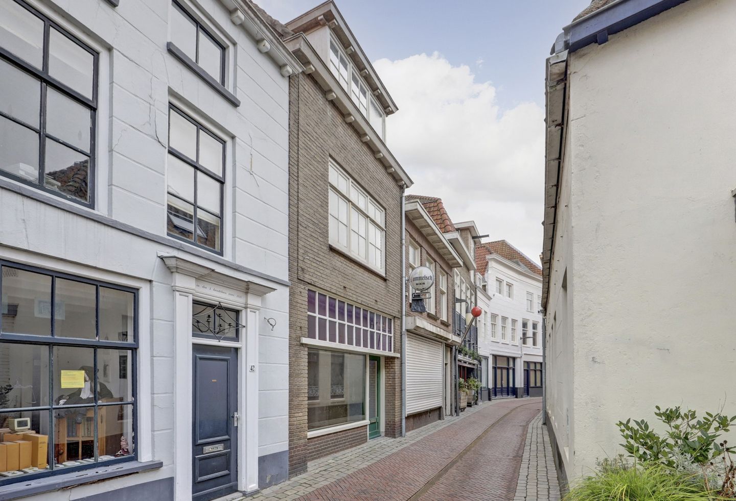 Photo 1 of Sint Jacobstraat 44