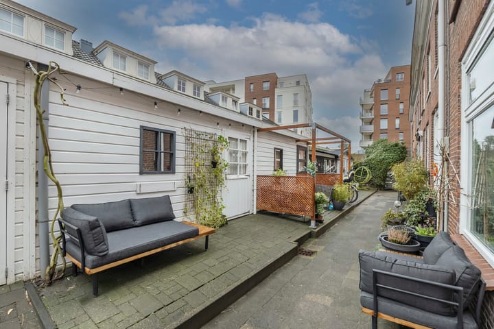 Photo 23 of Leeuwenhofje 22