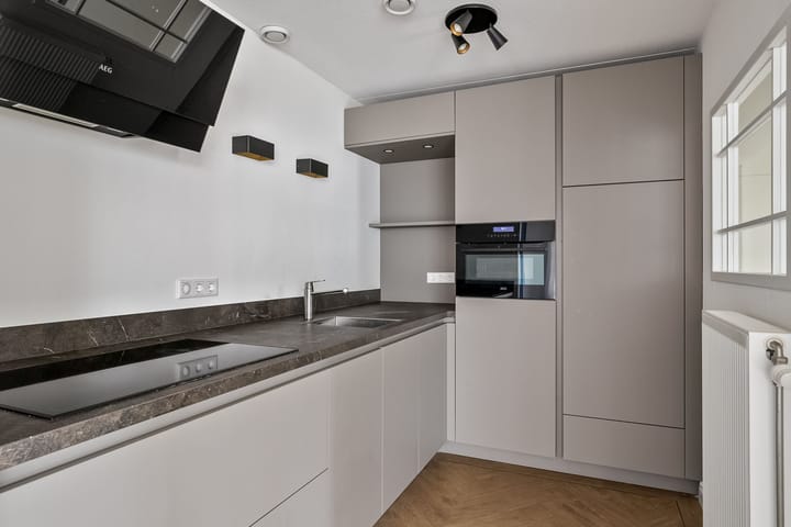 Foto 4 van Lisdodde 14