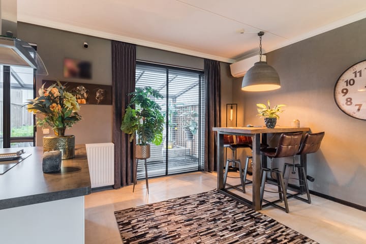 Foto 13 van Potbeker 11