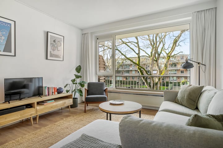 Photo 16 of Samuel Morsestraat 11