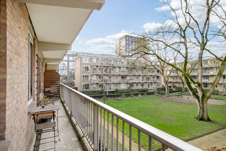 Photo 34 of Samuel Morsestraat 11