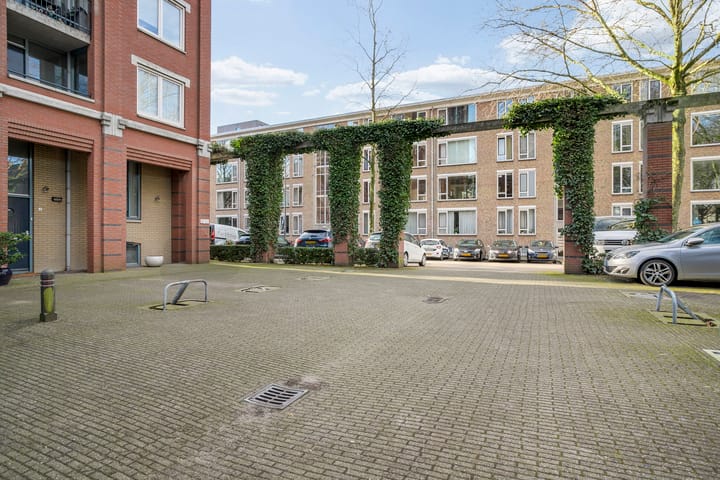 Photo 42 of Samuel Morsestraat 11