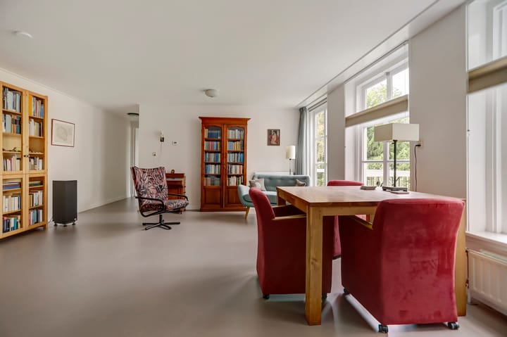 Photo 10 of Wagenaarstraat 12-E