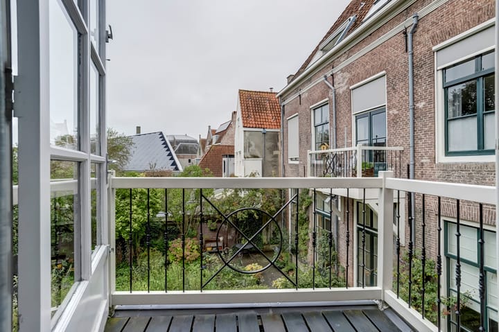 Photo 13 of Wagenaarstraat 12-E