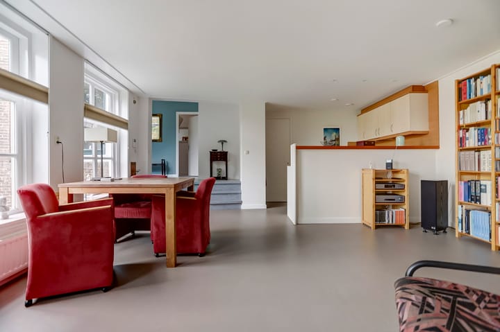 Photo 15 of Wagenaarstraat 12-E