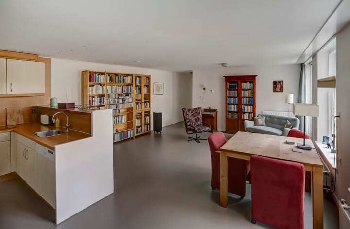 Photo 16 of Wagenaarstraat 12-E