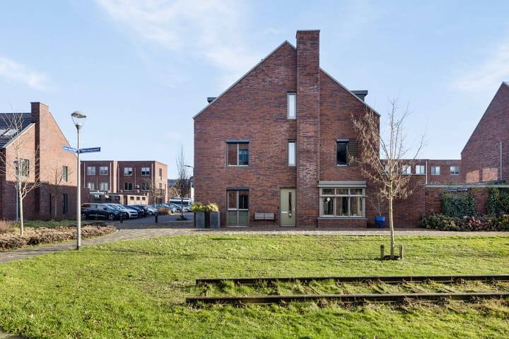 Foto 5 van Pieter Zeemanpark 21