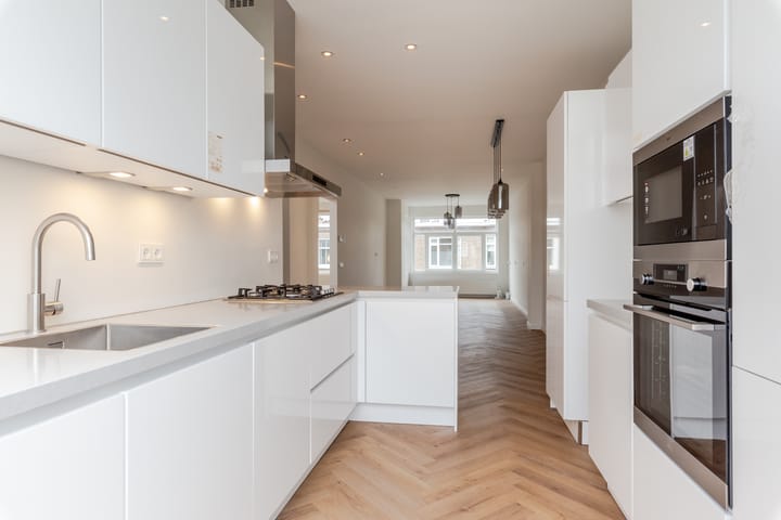 Foto 3 van Van Lansbergestraat 109