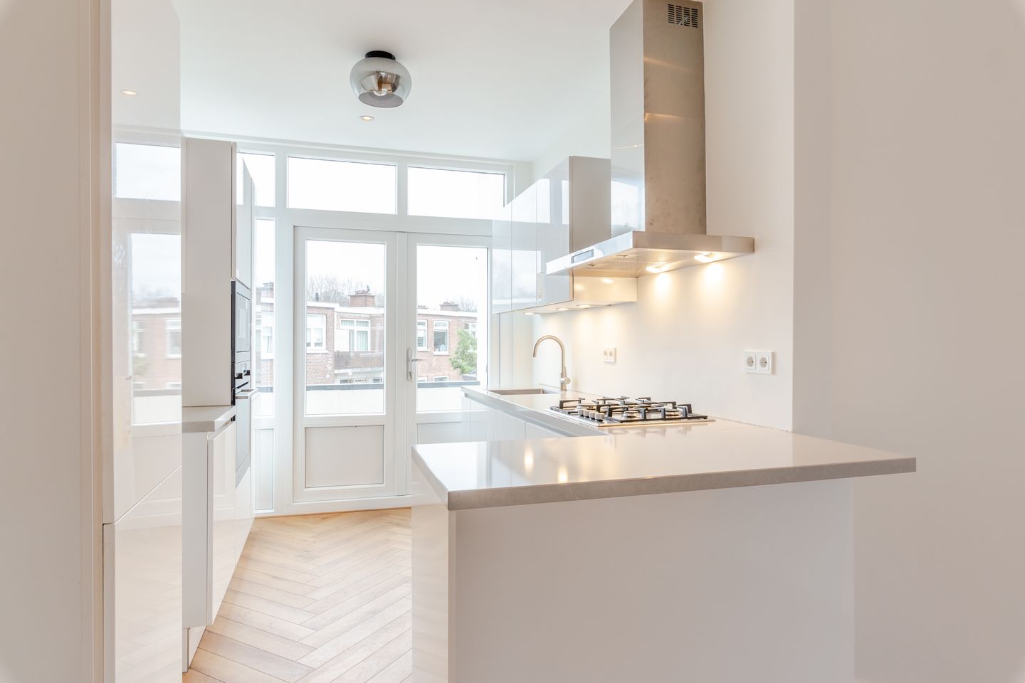 Foto 5 van Van Lansbergestraat 109