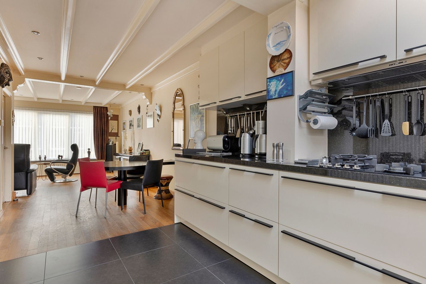 Photo 14 of Heistraat 56