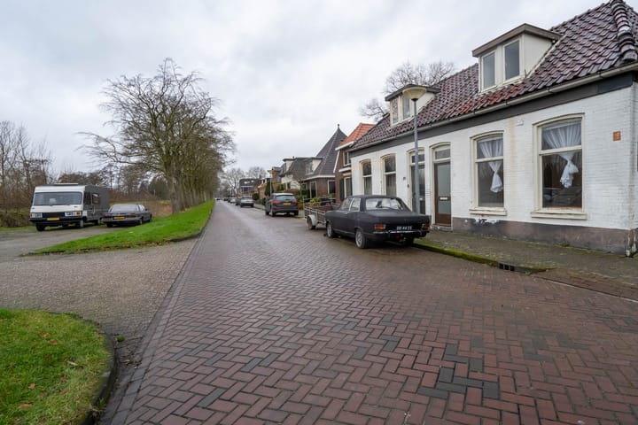 Foto 16 van Parallelweg 91