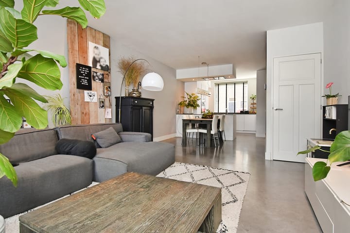 Foto 10 van Emmastraat 37