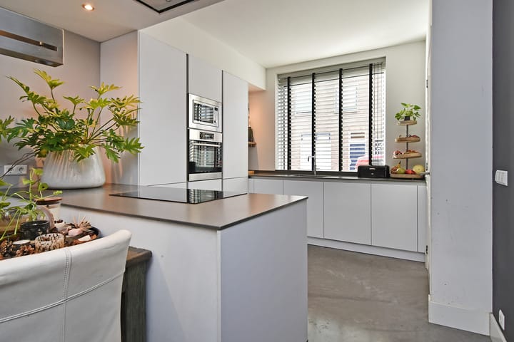 Foto 14 van Emmastraat 37