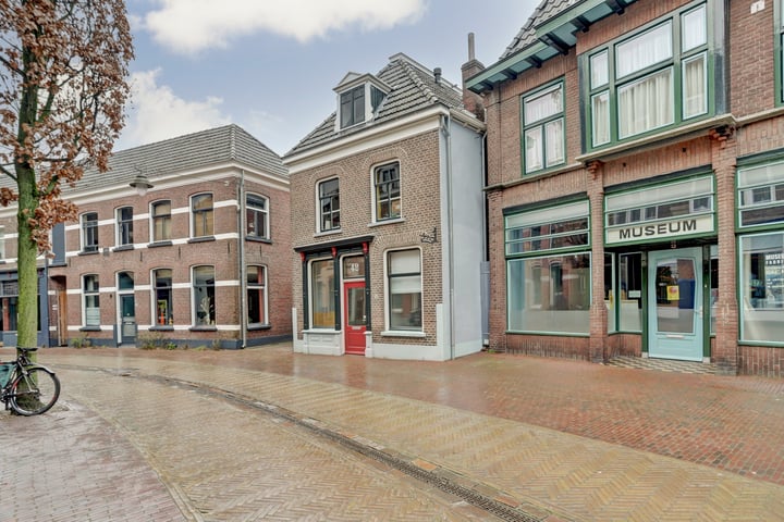 Meddosestraat 40, Winterswijk