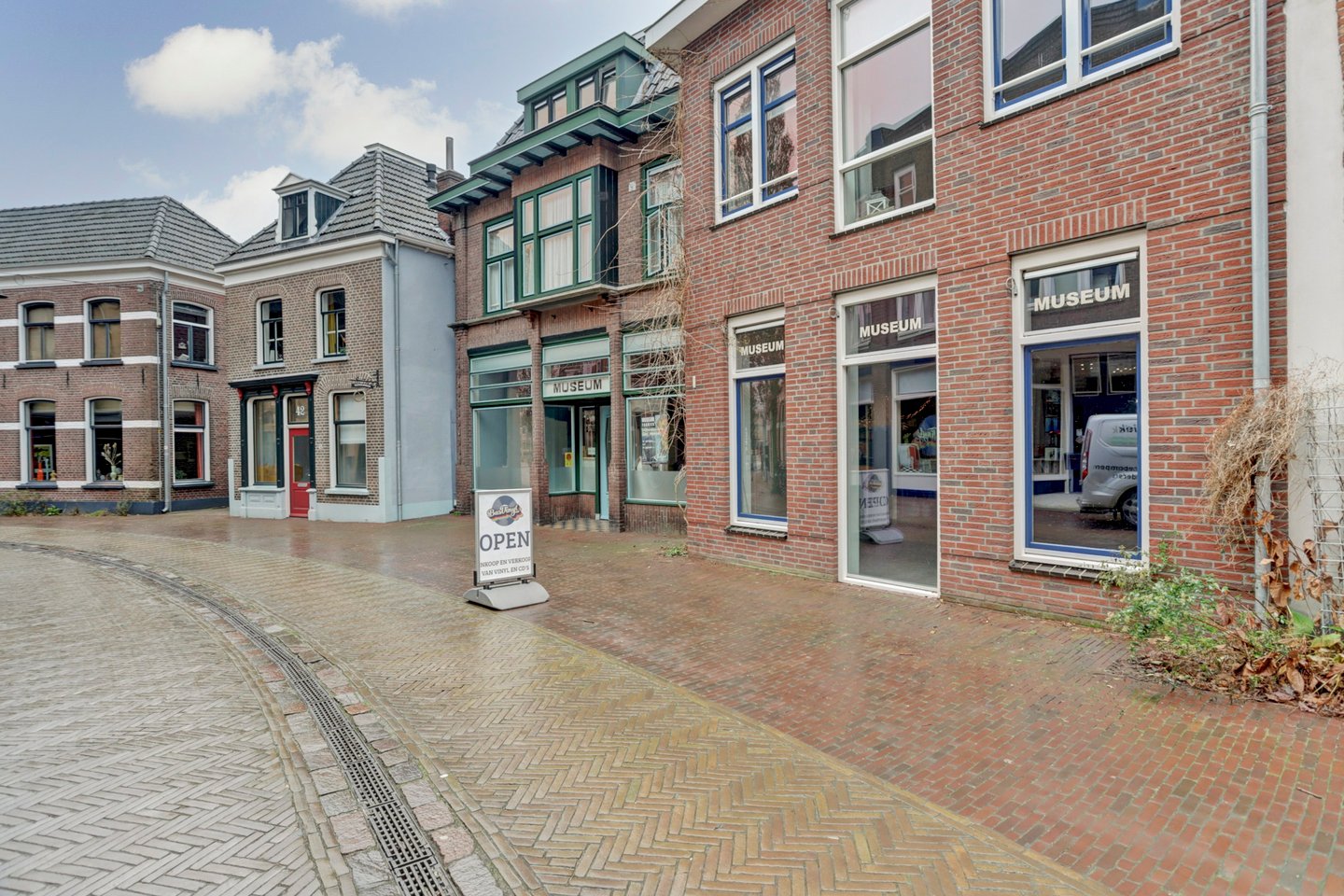 Bekijk foto 3 van Meddosestraat 40