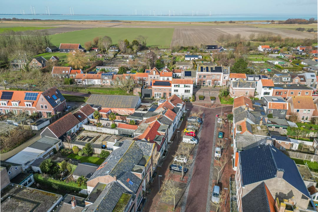 Photo 53 of Voorstraat 12