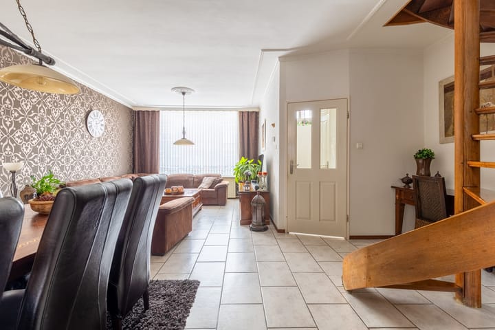 Foto 18 van Haagweg 59