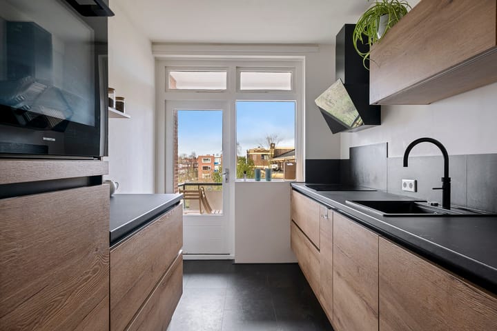 Foto 22 van Van Ketwich Verschuurlaan 50