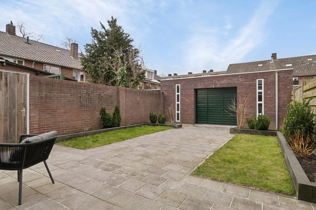 Foto 16 van de Lairessestraat 1