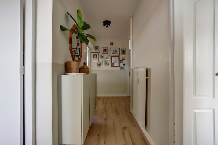 Foto 8 van Roosstraat 18