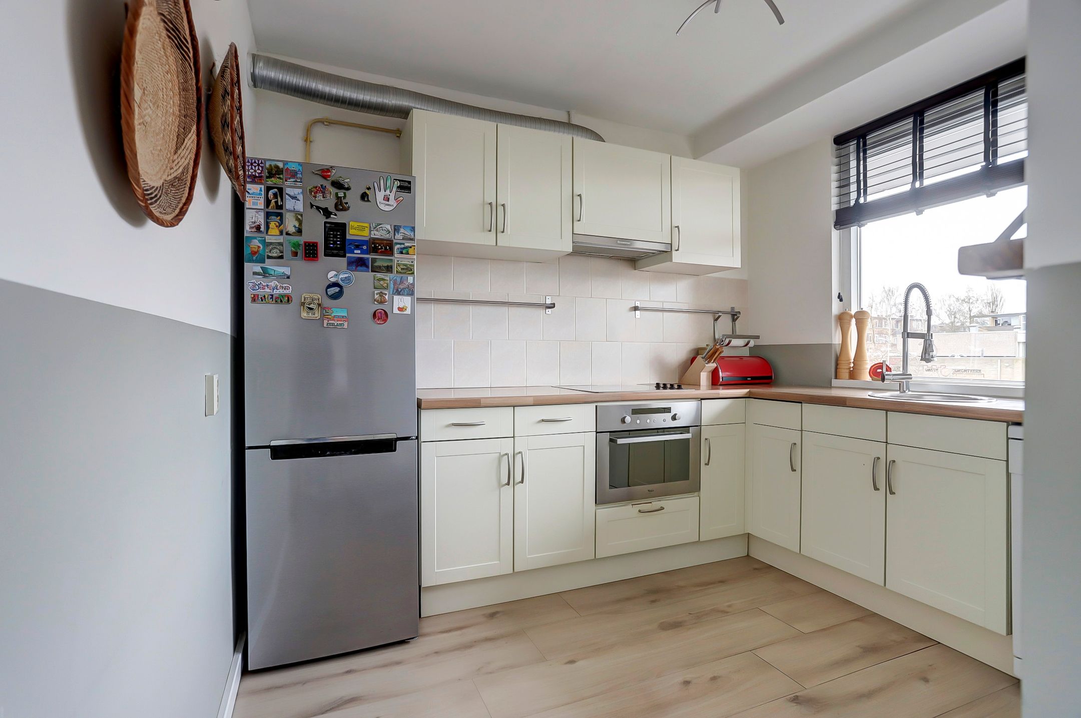 Foto 15 van Roosstraat 18