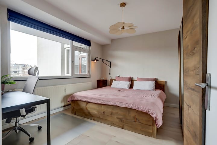 Foto 22 van Roosstraat 18