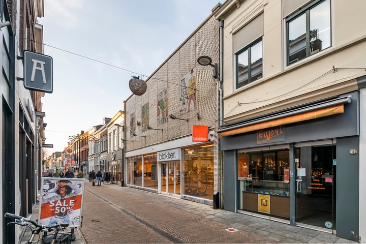 Waterstraat 42-44, Tiel