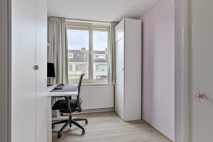 Photo 19 of Romuluslaan 9