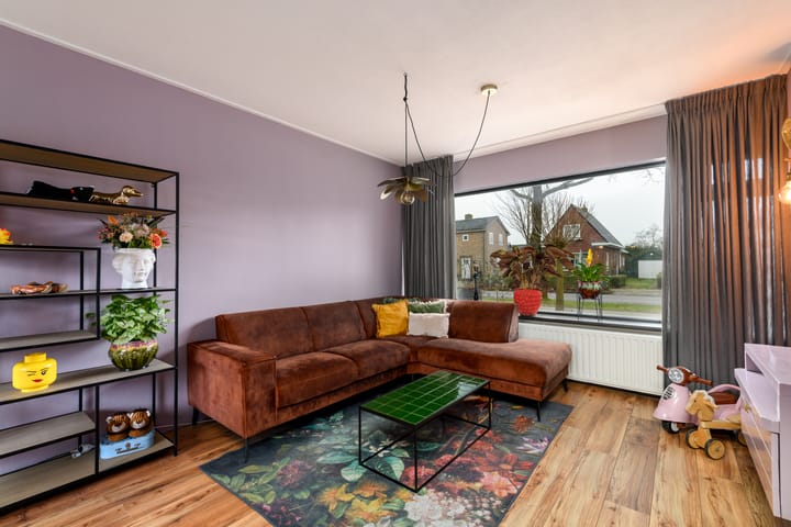 Photo 2 of Mounewei 32