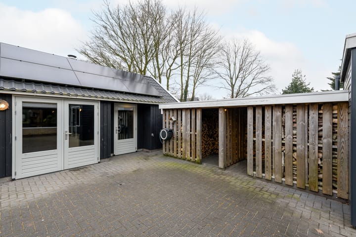 Photo 40 of Mounewei 32