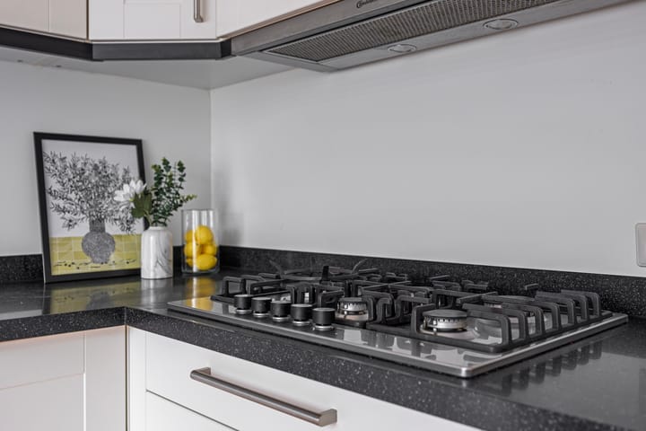 Foto 13 van Van Oosterzeestraat 28