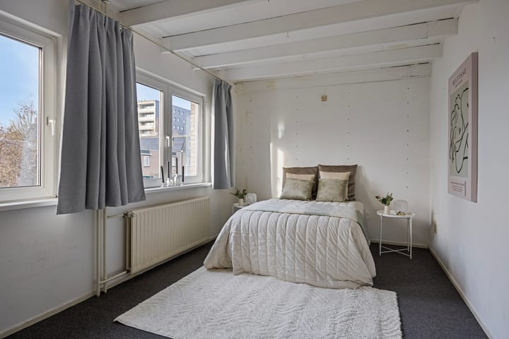 Foto 23 van Van Oosterzeestraat 28