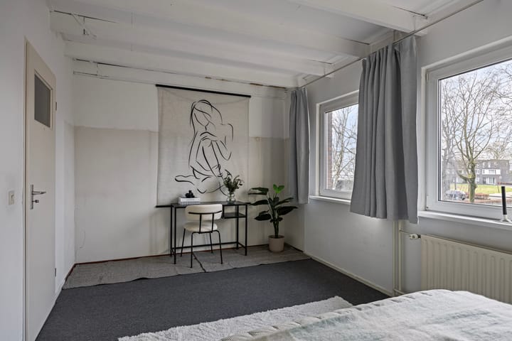 Foto 24 van Van Oosterzeestraat 28