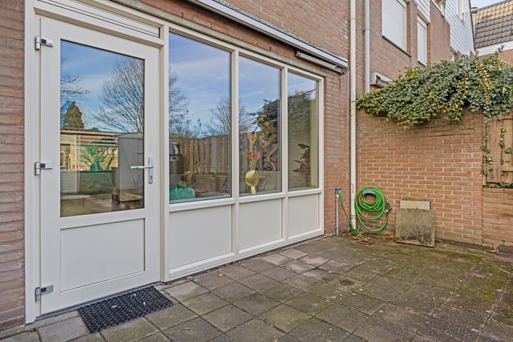 Foto 40 van Van Oosterzeestraat 28