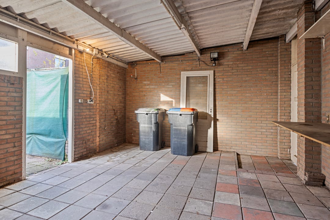 Foto 47 van Van Oosterzeestraat 28