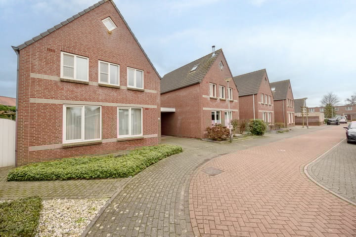 Photo 35 of Kuiperhof 7