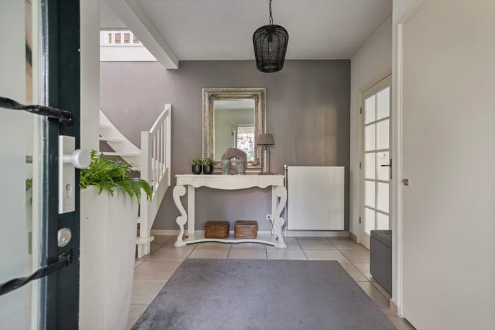 Foto 8 van van Lyndenlaan 9