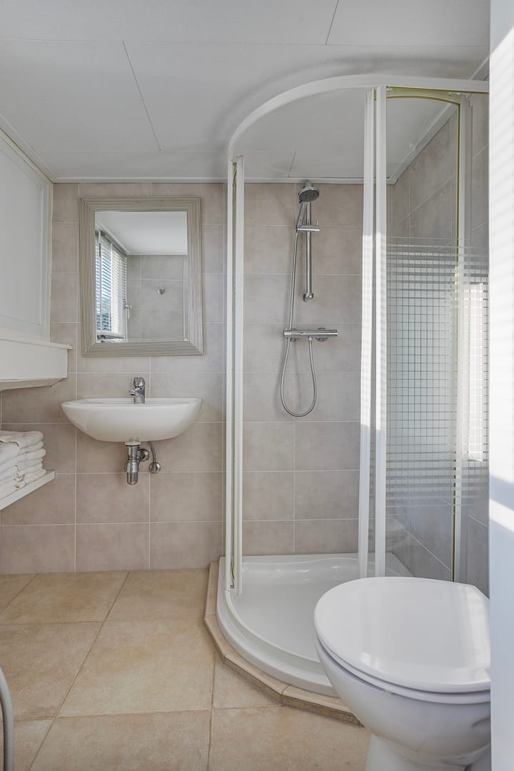 Foto 35 van van Lyndenlaan 9