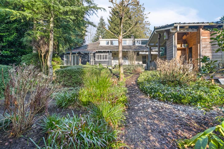 Foto 49 van van Lyndenlaan 9