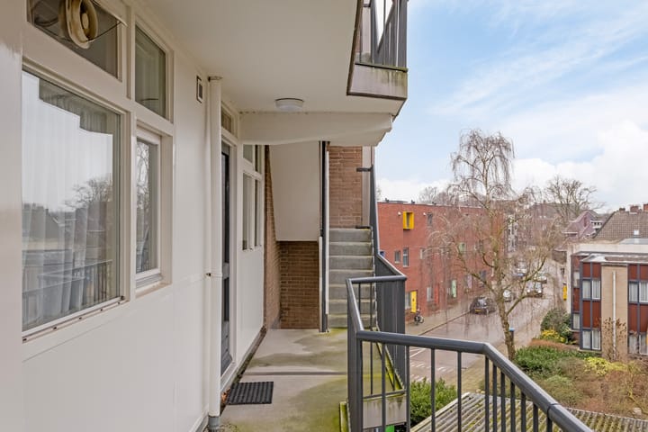 Foto 6 van Oldenzaalsestraat 109-305