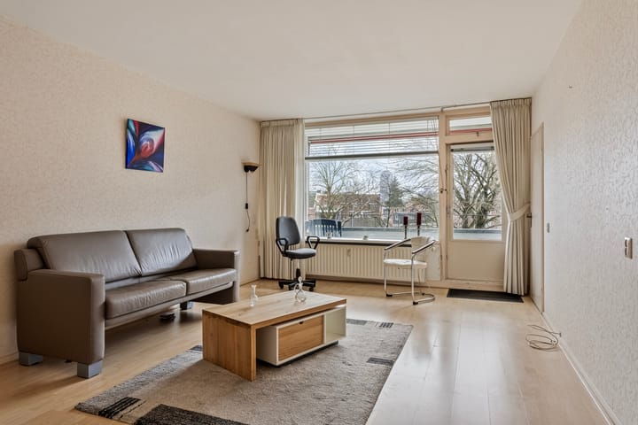 Foto 8 van Oldenzaalsestraat 109-305