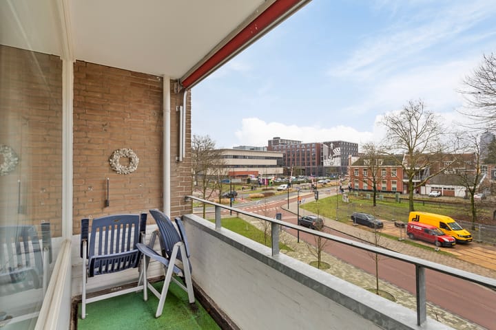 Foto 17 van Oldenzaalsestraat 109-305