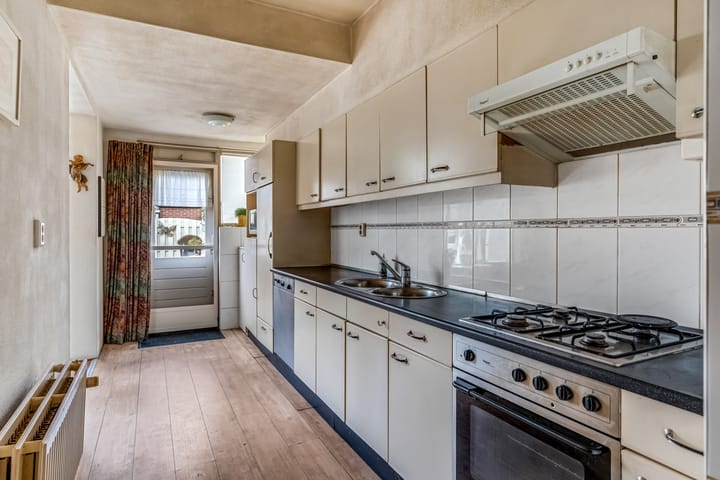 Foto 15 van St. Willibrordusstraat 1