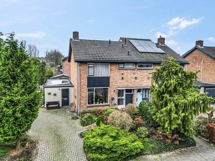 Foto 49 van St. Willibrordusstraat 1