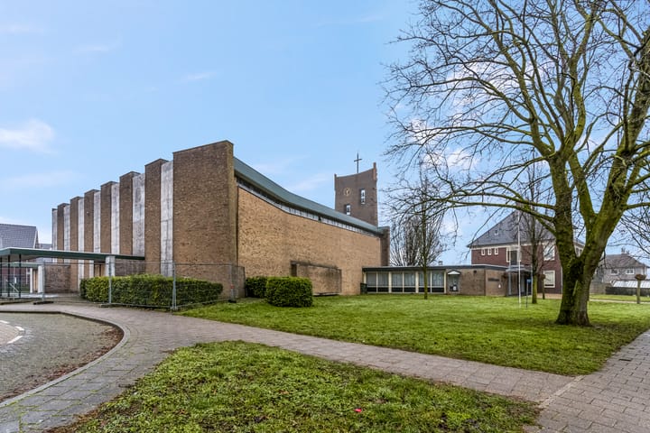 Foto 50 van St. Willibrordusstraat 1