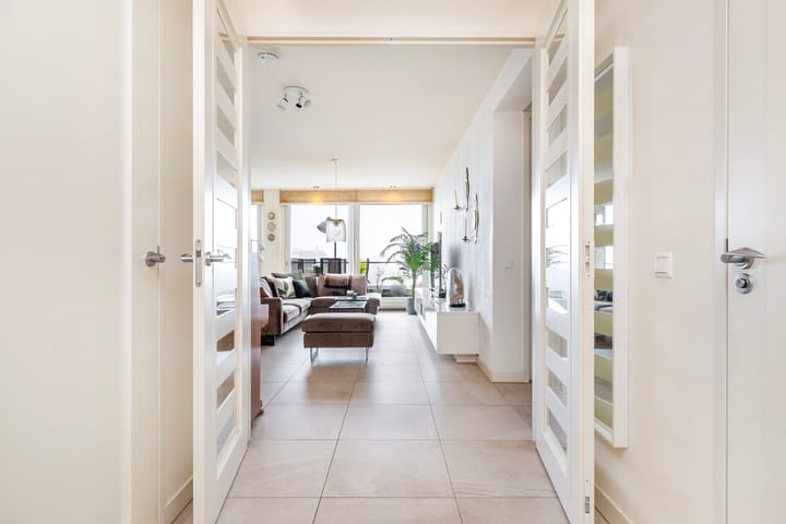 Foto 7 van Van der Duijn van Maasdamweg 586